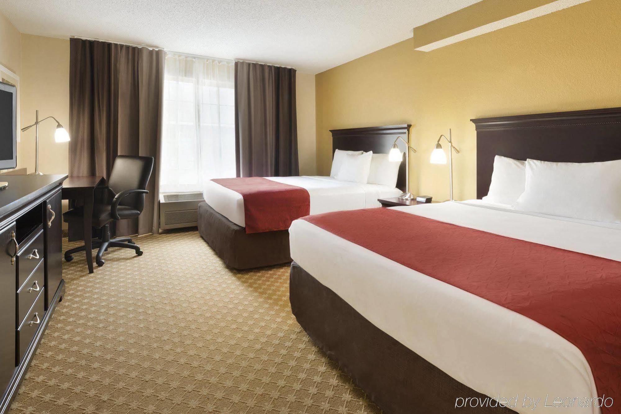Quality Inn & Suites Alexandria Εξωτερικό φωτογραφία